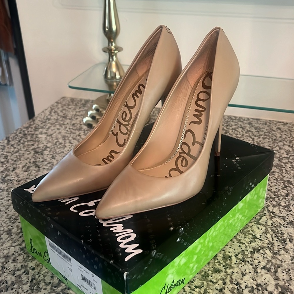 Sam Edelman heel